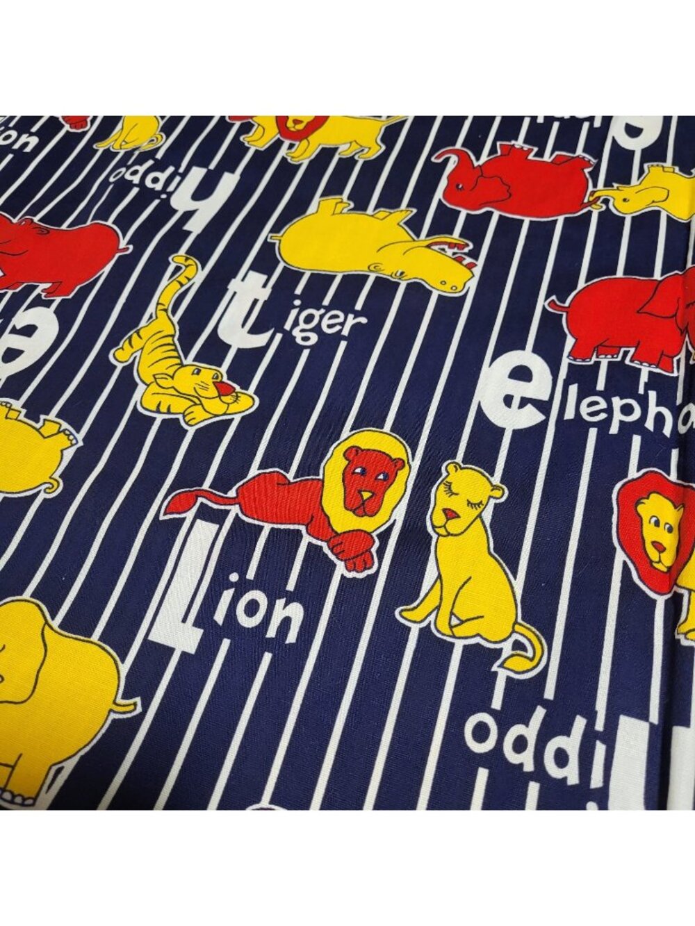 Vintage 1 yard 70's fabric Lion Tiger Elephant Marcos Bros Safari Animal Ark